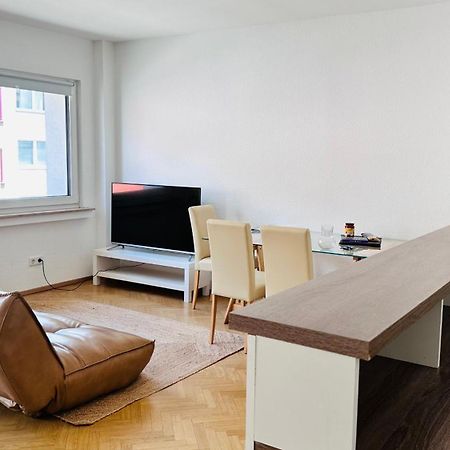 New - Cozy Apartment,Kitchen,Netflix And More Essen Dış mekan fotoğraf