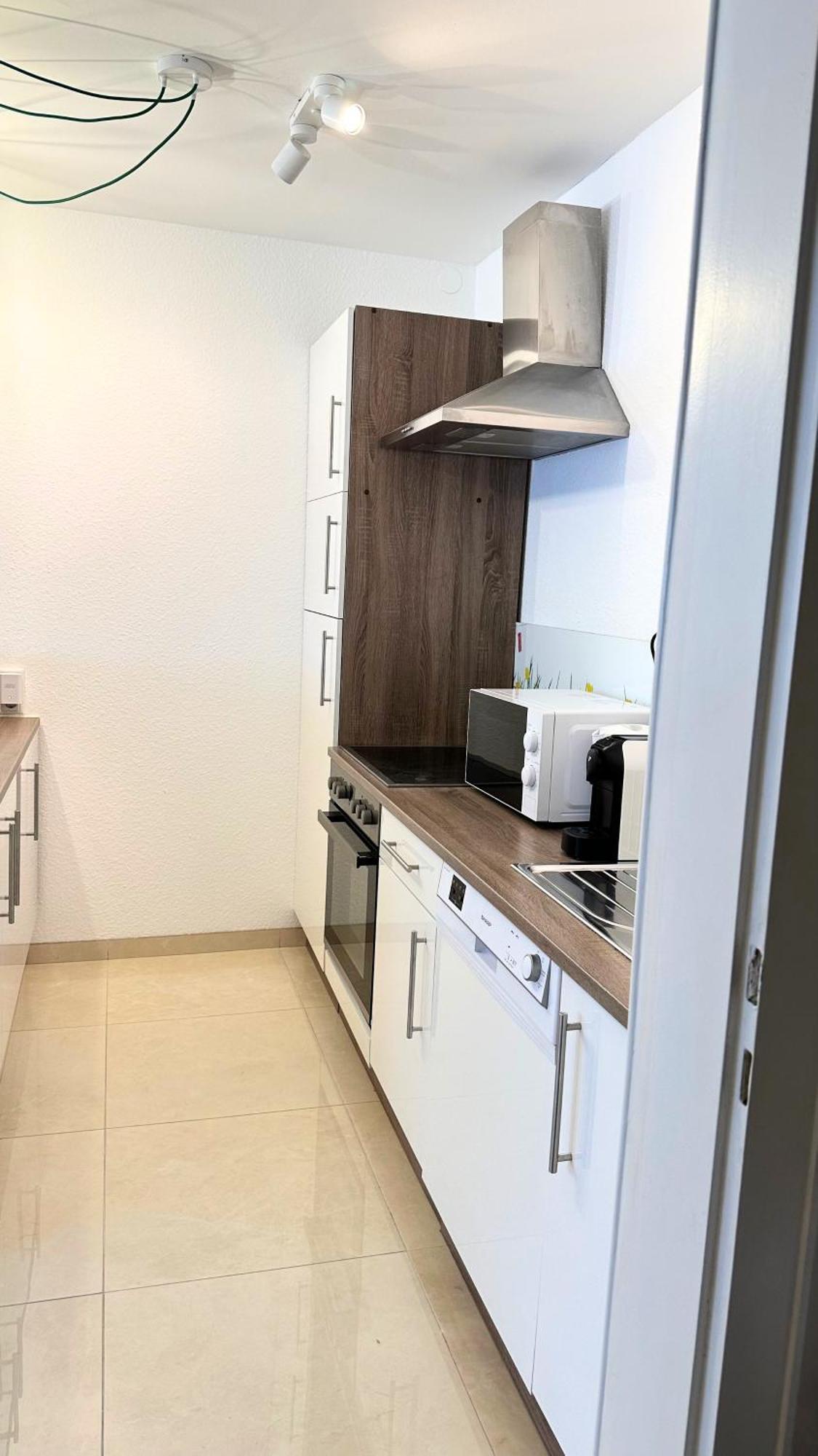 New - Cozy Apartment,Kitchen,Netflix And More Essen Dış mekan fotoğraf