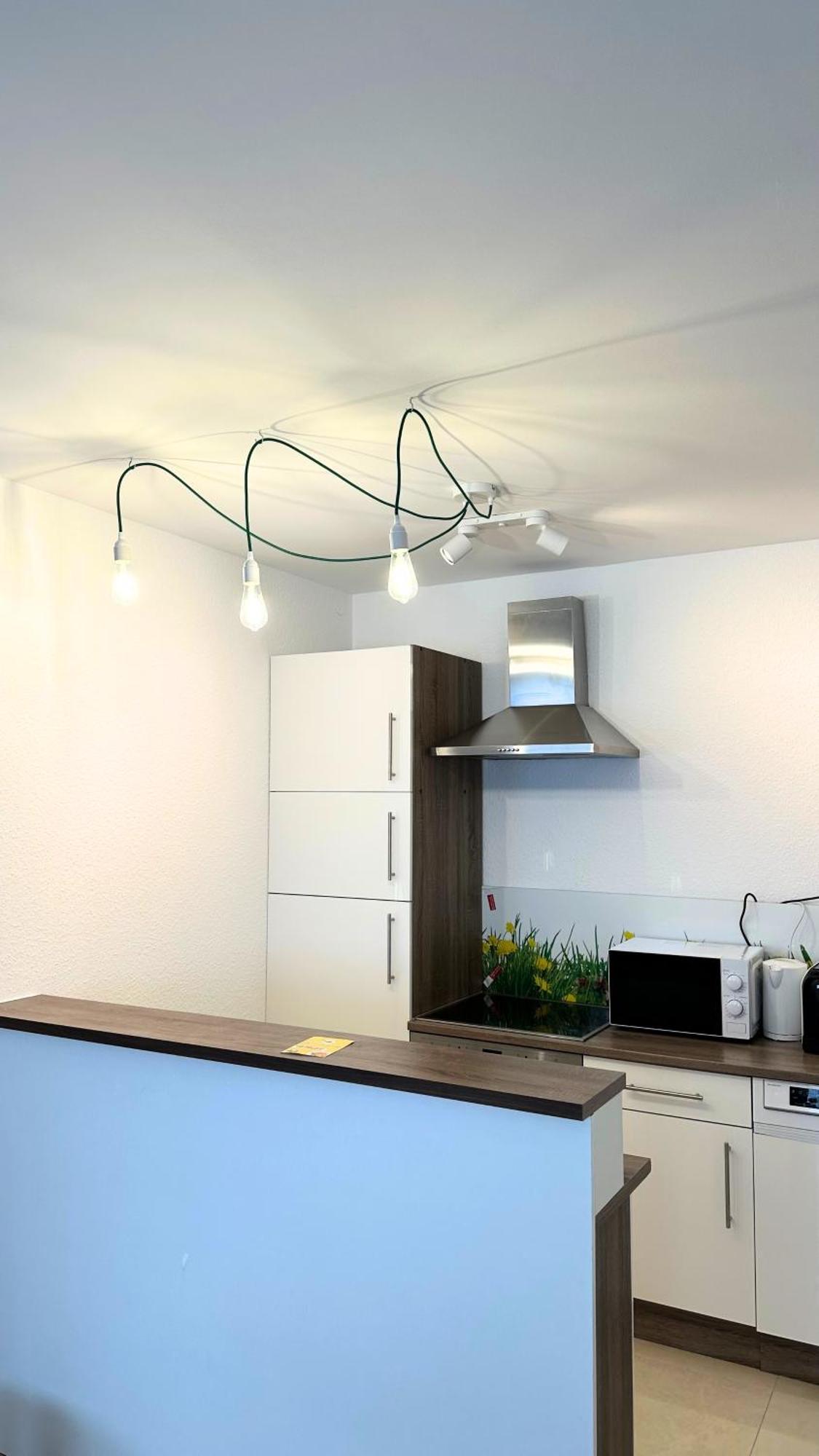 New - Cozy Apartment,Kitchen,Netflix And More Essen Dış mekan fotoğraf